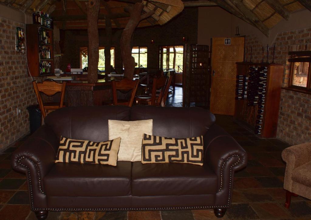 Crocodile Kruger Safari Lodge Marloth Park Dış mekan fotoğraf