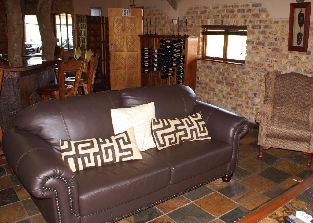 Crocodile Kruger Safari Lodge Marloth Park Dış mekan fotoğraf