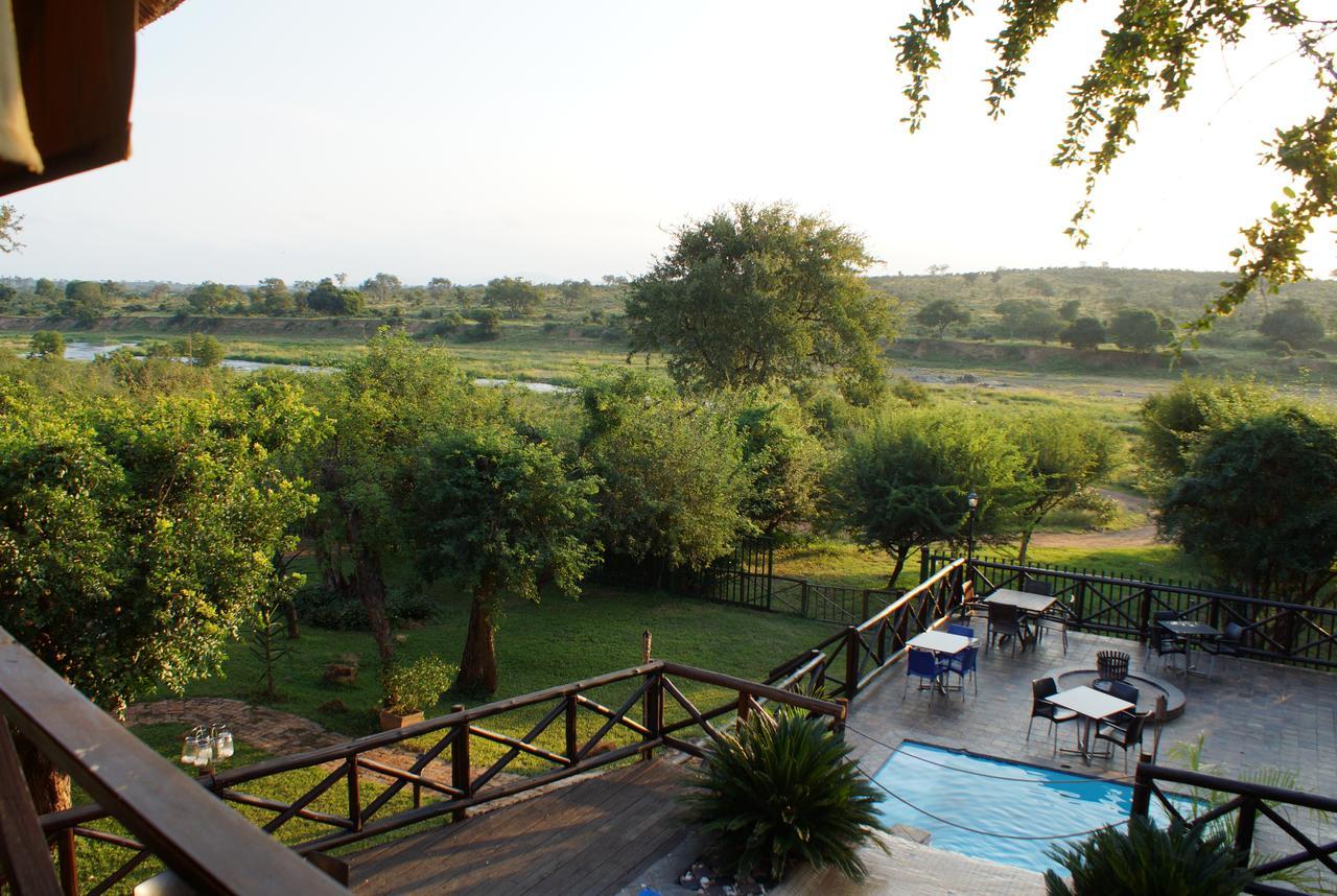 Crocodile Kruger Safari Lodge Marloth Park Dış mekan fotoğraf
