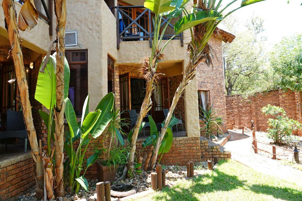 Crocodile Kruger Safari Lodge Marloth Park Dış mekan fotoğraf